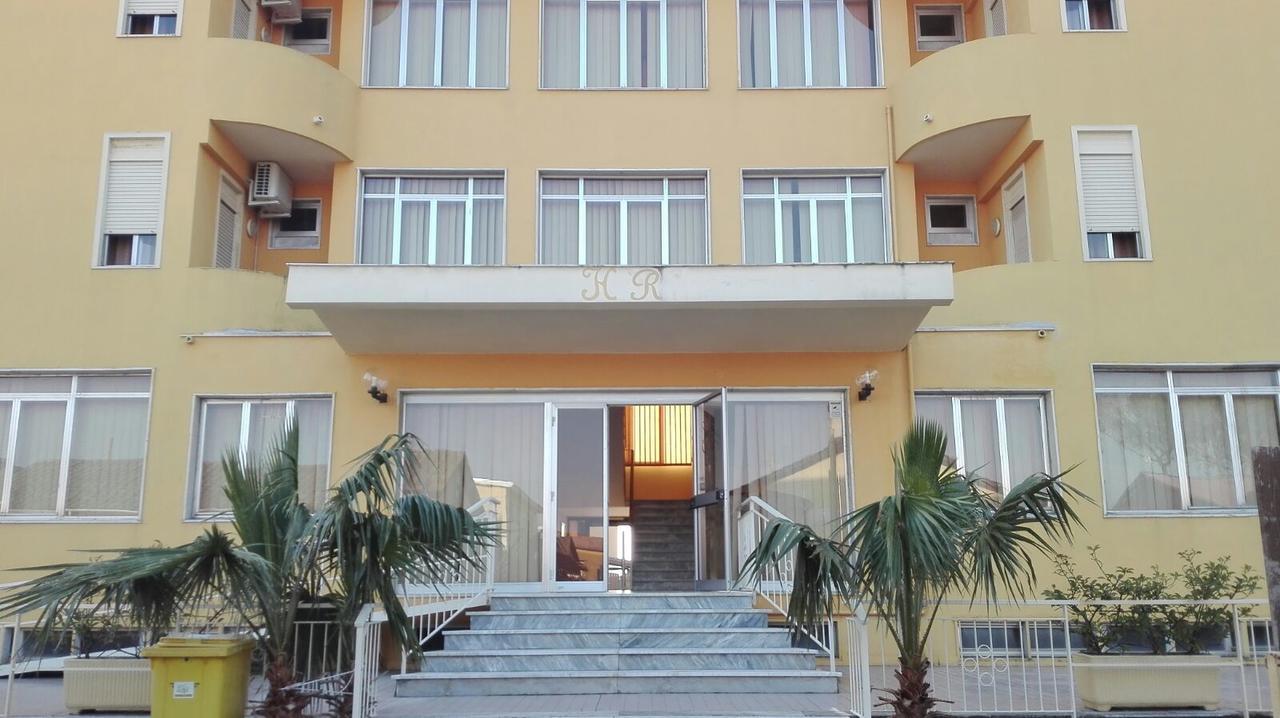 Hotel Rosy Battipaglia Ngoại thất bức ảnh