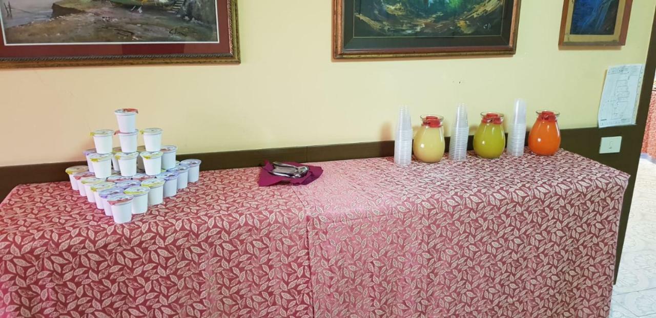 Hotel Rosy Battipaglia Ngoại thất bức ảnh