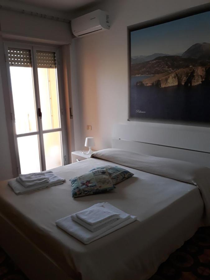 Hotel Rosy Battipaglia Ngoại thất bức ảnh